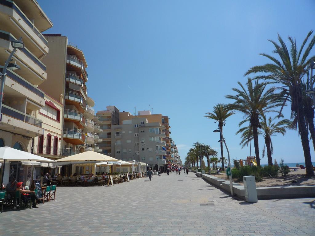Villa Service - Apartamentos Aransol El Vendrell Luaran gambar