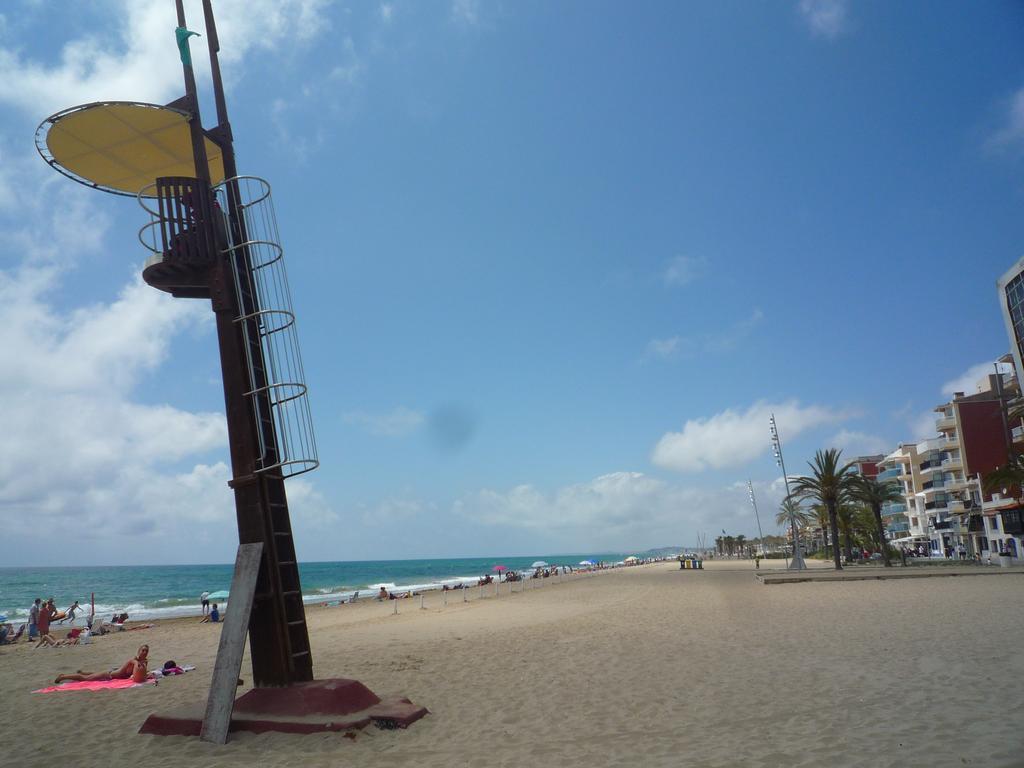 Villa Service - Apartamentos Aransol El Vendrell Luaran gambar